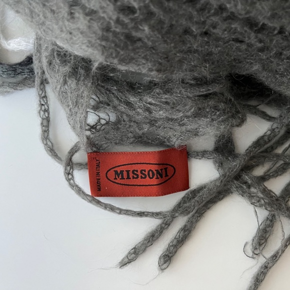 Missoni gray and white wool blend scarf - Picture 10 of 10